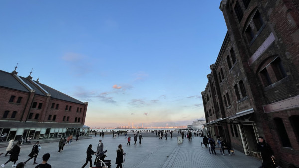 橫濱一日遊景點+美食推介2025｜必訪18米高高達/粉嫩過山車/紅磚倉庫！超人氣炸豬排定食老店 