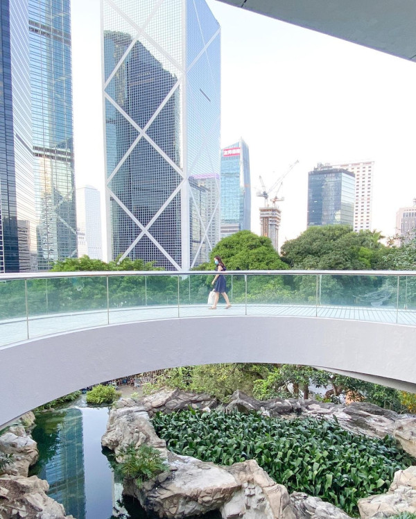 周末好去處｜金鐘城市綠洲香港公園！打卡瀑布/純白歐陸風歷史建築/多樣植物溫室（附前往方式）