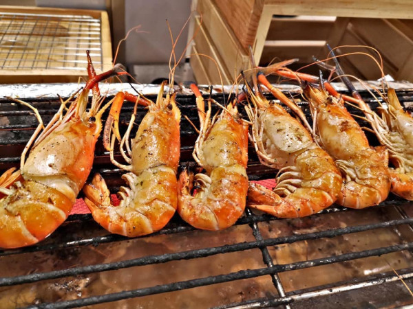 曼谷唐人街13大掃街美食推介｜泰國人最愛爆漿麵包僅！必食烤魷魚/泰式板條/粿汁｜附China Town交通攻略 