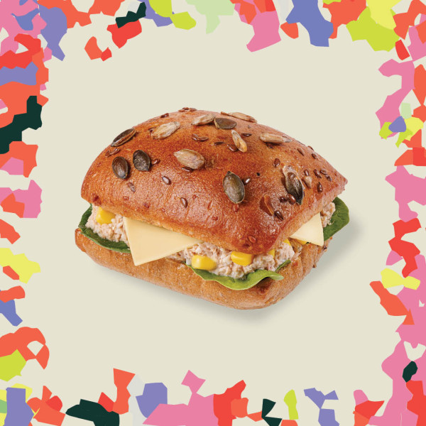 Starbucks推出全新夏日透心涼飲品    芒果火龍果檸檬星冰爽／芒果火龍果椰奶星冰爽／脆脆海鹽焦糖燕麥奶咖啡／芒果熱情果麻糬芝士撻／漸變彩色杯具／免費試飲！