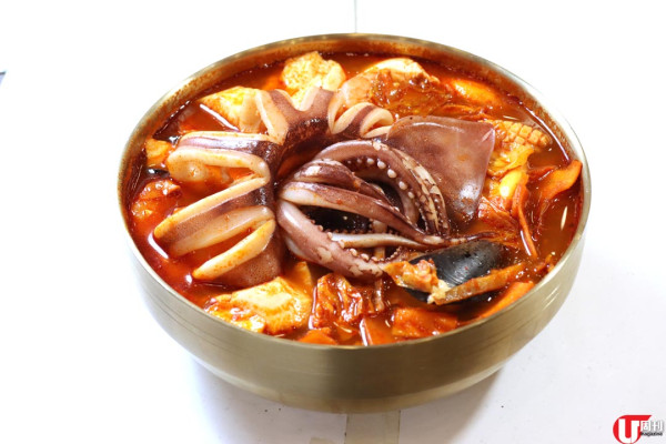 韓印紅 6,000 呎餐廳 震撼巨型海鮮鍋 / 活八爪魚