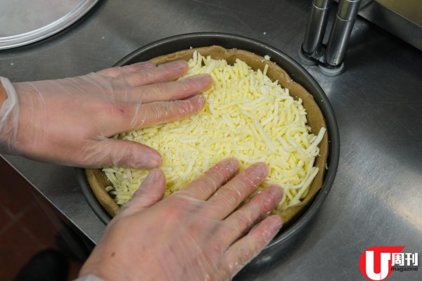 銅鑼灣韓式薄餅店 瘋狂 400g+ 芝士 / 白布式拉絲芝加哥薄餅