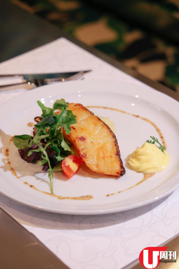 潮牌 BAPE 開咖啡店 猿人主題打卡美食 ／ 購物開餐一次過！