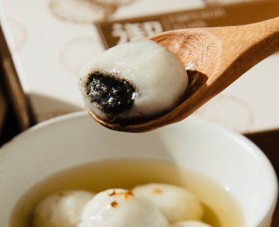 圖片來源﹕御品元冰火湯圓official 台北夜市2025|5間台北夜市推薦美食名單 士林/寧夏/饒河街/華西街/臨光街夜市