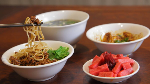 圖片來源﹕Facebook@老鄧 Lao Deng 1949 台北永康街美食2025|7大人氣永康商圈餐廳推介 必訪冠軍滷肉飯/米芝蓮牛肉麵