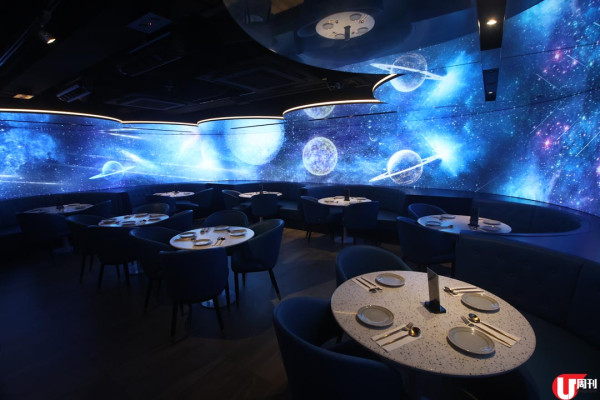 180 度星空光影酒吧餐廳 開到 4am / 宵夜歎酒店級泰菜