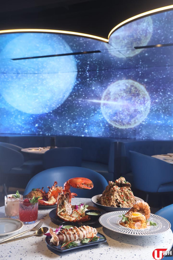 180 度星空光影酒吧餐廳 開到 4am / 宵夜歎酒店級泰菜