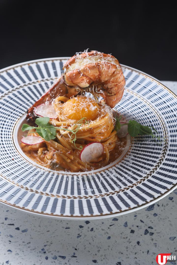 180 度星空光影酒吧餐廳 開到 4am / 宵夜歎酒店級泰菜