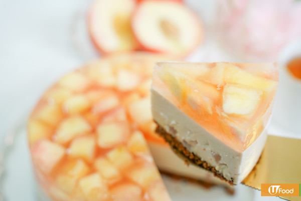 芝士蛋糕｜夏日清爽免焗甜品！白桃烏龍慕斯蛋糕食譜　夢幻打卡鏡面果凍+清甜水蜜桃乳酪慕斯