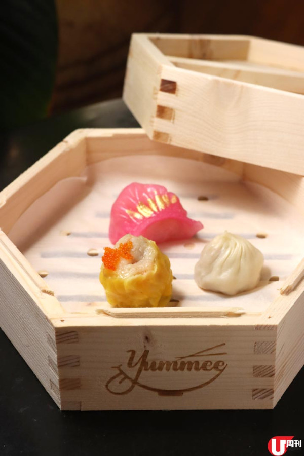 黎諾㦤設計菜單 亞洲風味麵店 / 高推足料鮮蝦雲吞麵