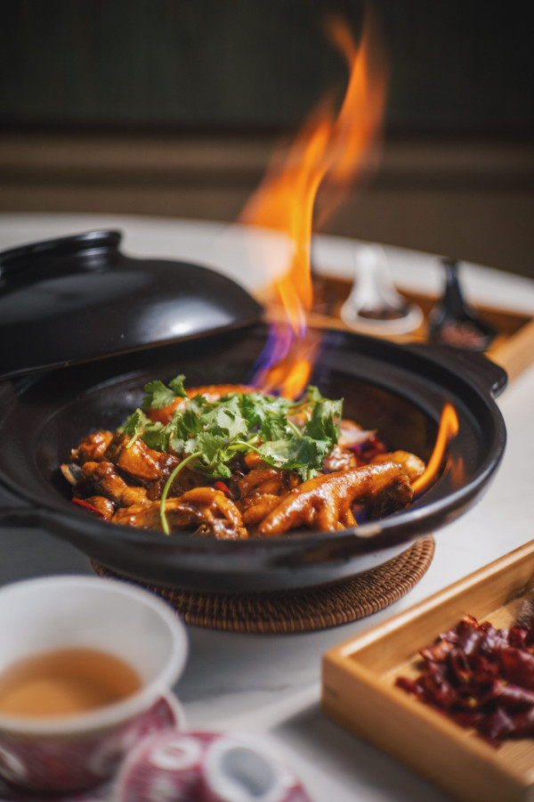 觀塘新開京滬菜餐館　新張優惠免費送雞煲／香酥烤鴨／小籠包