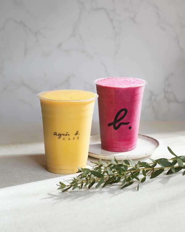 agnès b. CAFÉ推出夏日全新菜單！煙三文魚牛油果炒蛋窩夫／消暑沙冰茶飲