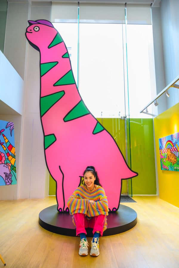 胖嘟嘟「Flabjacks」角色首次回鄉 4米高恐龍木雕帶你走入奇思妙想世界