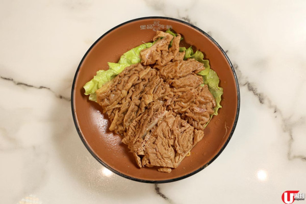 獨門牛腩煲火鍋 秘製潮式滷水汁超入味