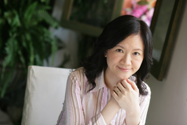 第33屆香港書展聚焦兒童及青少年文學 展出何紫 君比等絕版書/親筆手稿/構思草圖