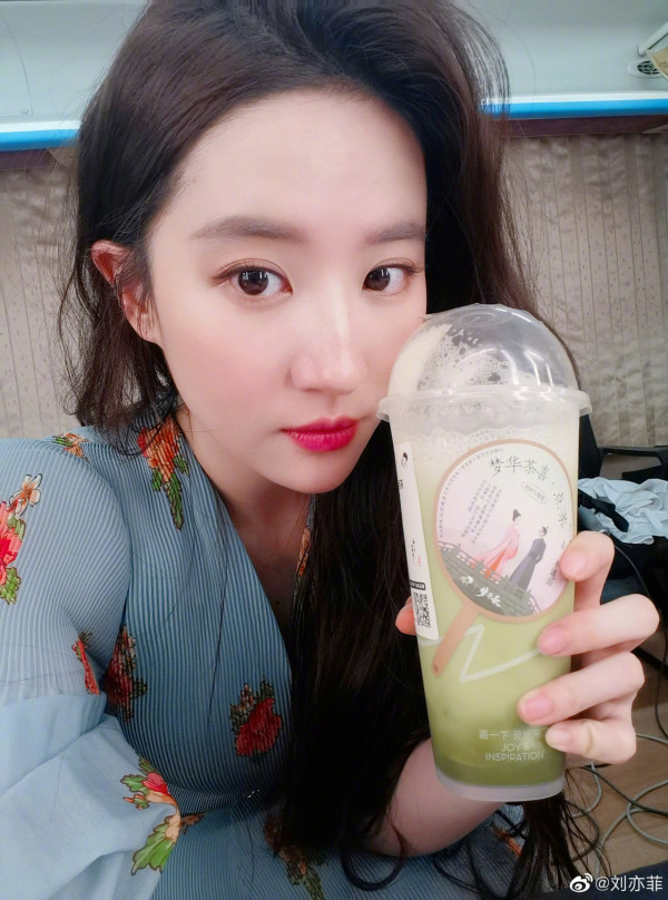 37歲劉亦菲生圖驚見發福走樣!臉型嚴重浮腫!狀態憔悴引粉絲擔心