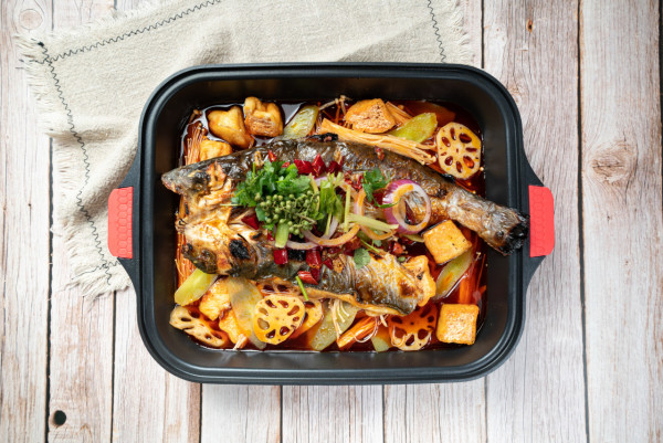 大埔新開烤魚雞煲任食放題「丁丁烤魚」 滋補花膠雞鍋/海鮮拼盤/刺身拼盤/水煮米線