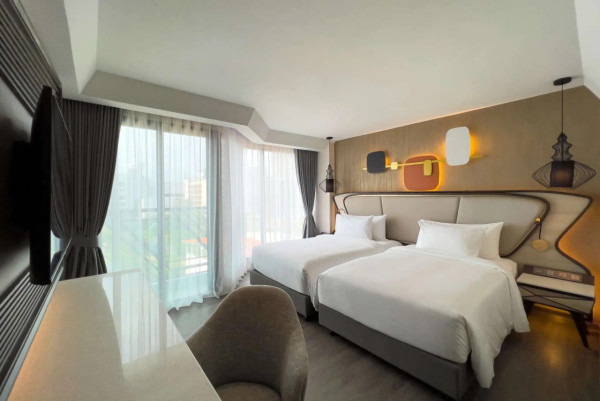 芭堤雅酒店2024｜芭堤雅8大新酒店 近步行街/夜市低至7！ 水上樂園/私人沙灘/Infinity Pool 