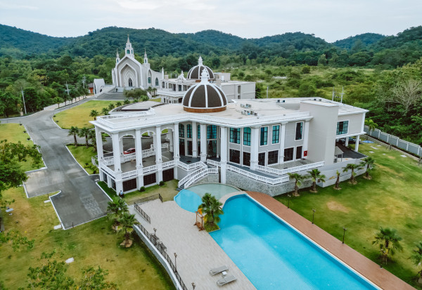 芭堤雅酒店2024｜芭堤雅8大新酒店 近步行街/夜市低至7！ 水上樂園/私人沙灘/Infinity Pool 