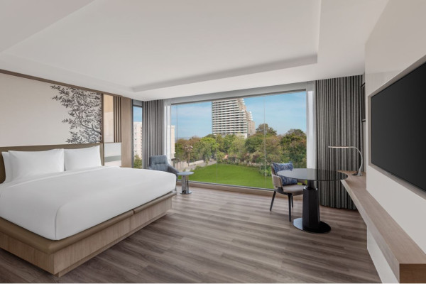 芭堤雅酒店2024｜芭堤雅8大新酒店 近步行街/夜市低至7！ 水上樂園/私人沙灘/Infinity Pool 