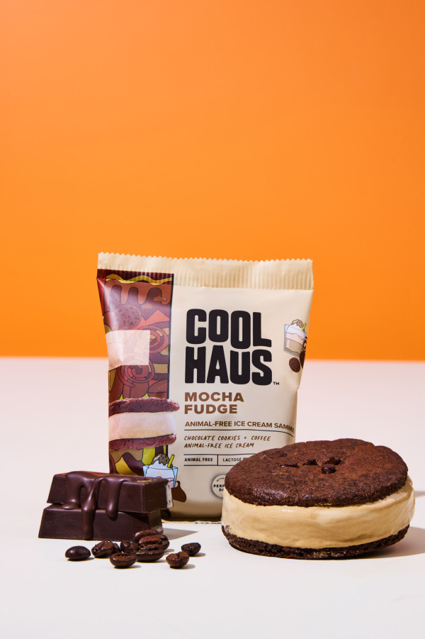 美國品牌Coolhaus新推雪糕曲奇三文治！煙韌朱古力軟曲奇夾花生醬／薄荷朱古力／咖啡雪糕