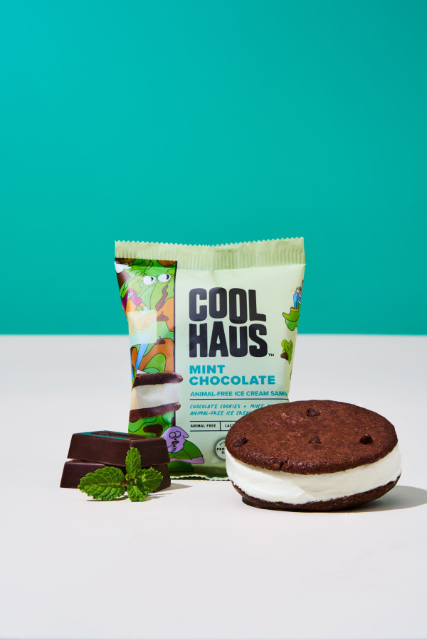 美國品牌Coolhaus新推雪糕曲奇三文治！煙韌朱古力軟曲奇夾花生醬／薄荷朱古力／咖啡雪糕