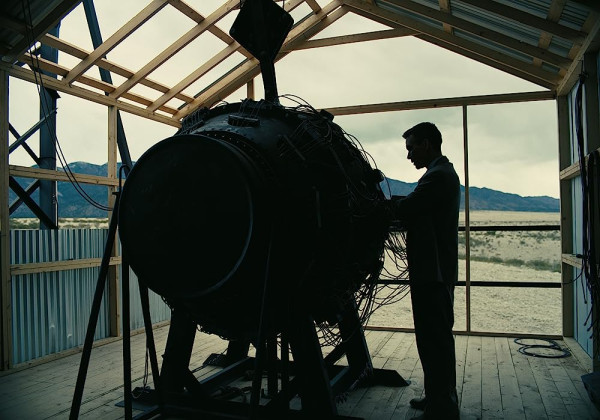 奧本海默｜3大電影賣點準備認識「原子彈之父」！路蘭導演再顯功架/全實景拍攝/亞洲獨家35mm菲林版本