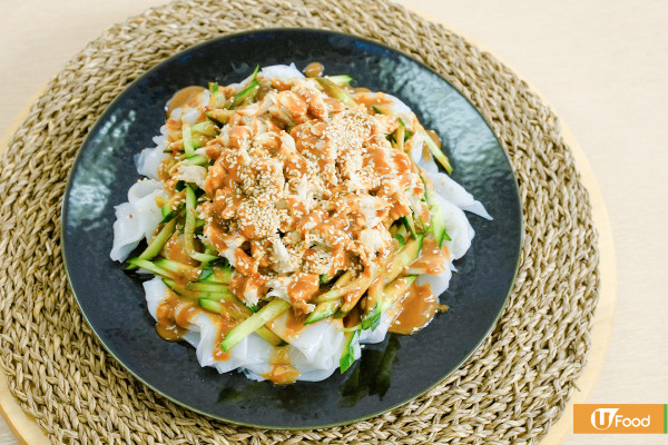 雞絲粉皮｜免開火懶人版麻醬涼拌雞絲粉皮　簡單開胃消暑米紙料理！附微波爐嫩雞胸肉小秘訣