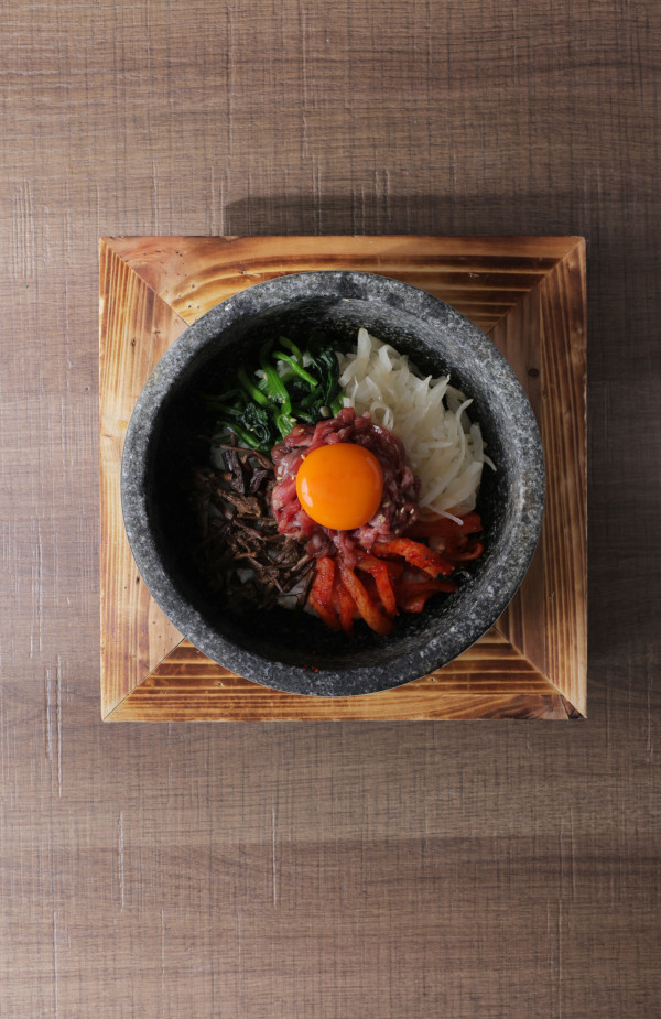 大圍木系韓國燒烤餐廳「Galbi Gung」   最上等牛肋骨／蔥蒜牛舌／壽喜燒和牛西冷／1++韓牛生牛肉石鍋飯