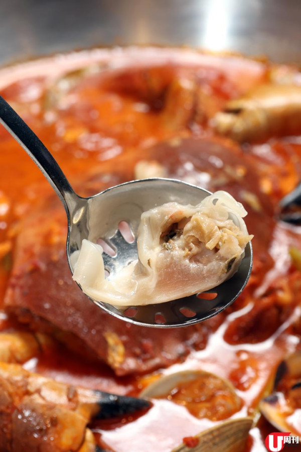 滾得棧搬舖 7 月優惠 $198 麵包蟹花甲湯底 / 必食棒打牛丸 黃油鵝腸