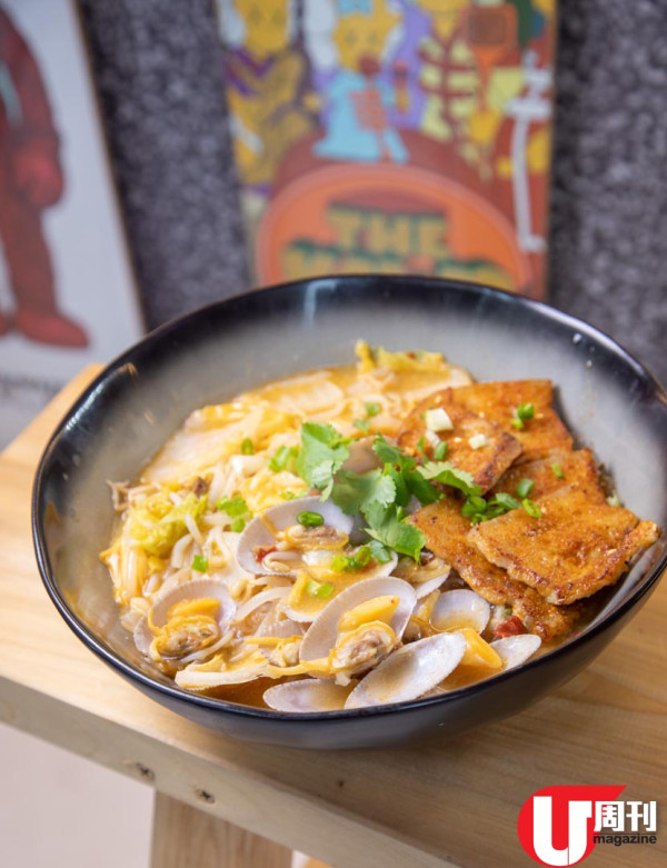 外賣小店世一花甲粉 海鹽水養 8 小時去沙 / 人氣麻辣花雕雞