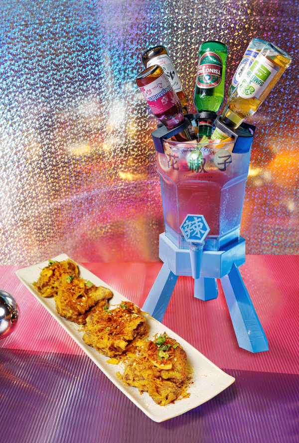 花椒子 烤魚加火鍋 K歌同歡 邊吃邊SING上太空