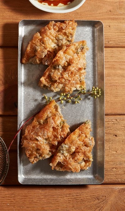 元朗新開潮州菜館鵝鹵宮   打卡船艦裝潢／凍花蟹／蠔烙／鹵水獅頭鵝片