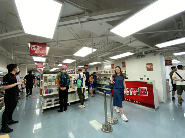 豐澤8月開倉特賣場直擊 掃劈價AV產品、平板、家電
