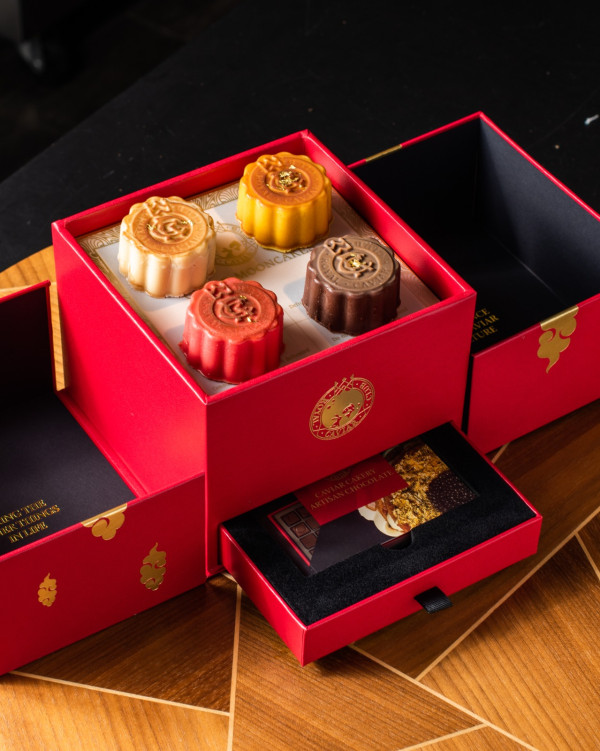 Royal Caviar Club再推中秋魚子醬月餅系列  黑松露／芝士蛋糕／草莓／雲尼拿口味配搭