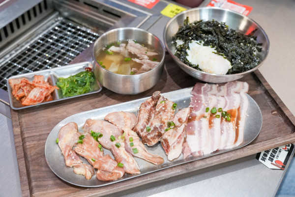 空中列車送餐燒肉店開幕！一人燒肉套餐$68起歎五花肉/韓牛/宮崎和牛