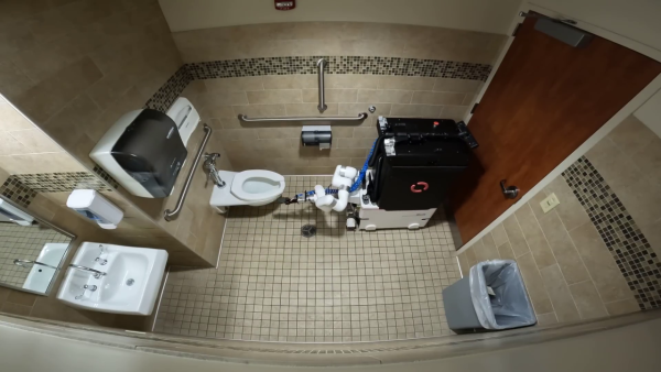  美國推清潔馬桶機械人  網民：再不努力 以後連洗廁所都冇得撈！