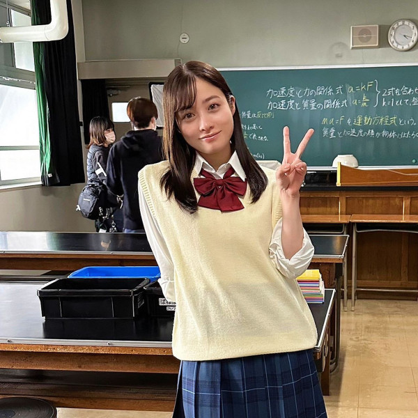 全球百大型男美女2024｜姜濤排名再創新高成亞洲第一帥 Jisoo爆冷屈居百大美女亞軍 