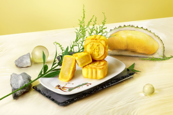 萬麗海景酒店滿福樓中秋月餅低至六五折　早鳥優惠！斑蘭蛋黃／貓山王榴蓮月餅