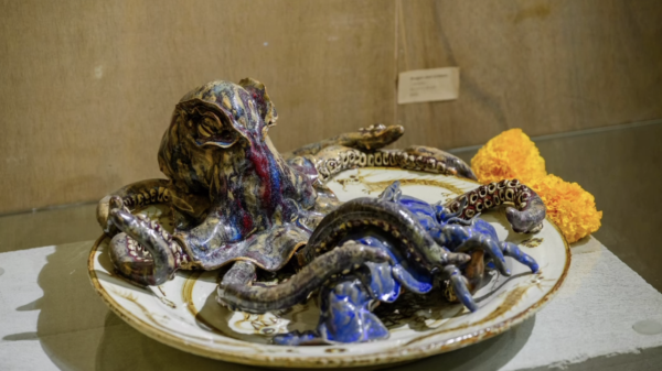 《昼夜望潮》展陶器+水墨畫 藝術家梁祖彝看海洋生物悟自由