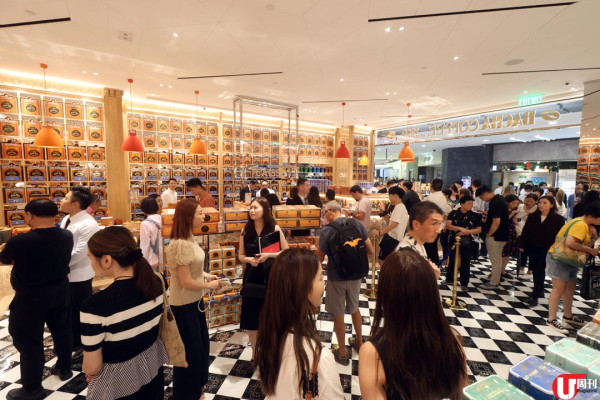 摩洛哥百年咖啡店登港 逾 200 款咖啡 / 有餡牛角包磅蛋糕