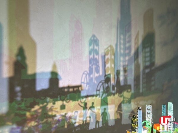 香港製造玩具拼湊夢幻城市剪影 光影雕塑帶你走進時光之旅