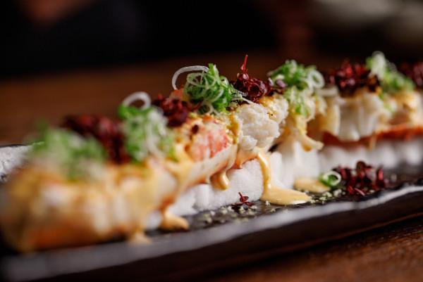 中環酒店頂樓餐廳「The Aubrey」推出全新菜單   A4和牛三文治／龍蝦海膽炒飯／北海道皇帝蟹腳／櫻花朱古力蛋糕