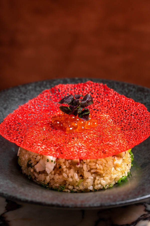 中環酒店頂樓餐廳「The Aubrey」推出全新菜單   A4和牛三文治／龍蝦海膽炒飯／北海道皇帝蟹腳／櫻花朱古力蛋糕