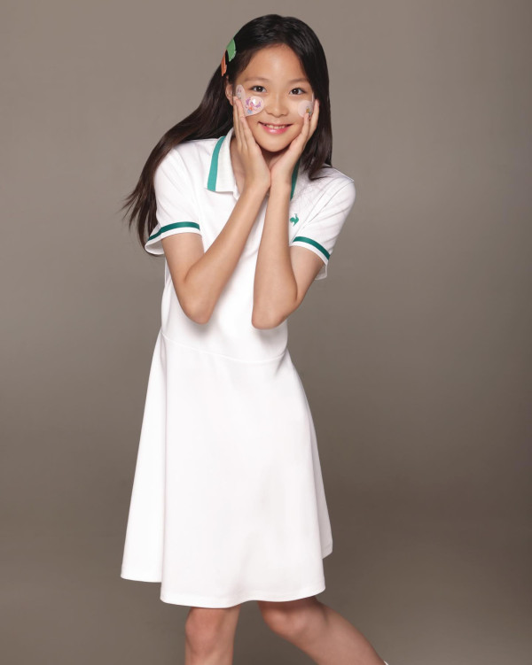 《超人回來了》秋小愛13歲生日!父母PO相慶祝感性落淚!近照判若兩人