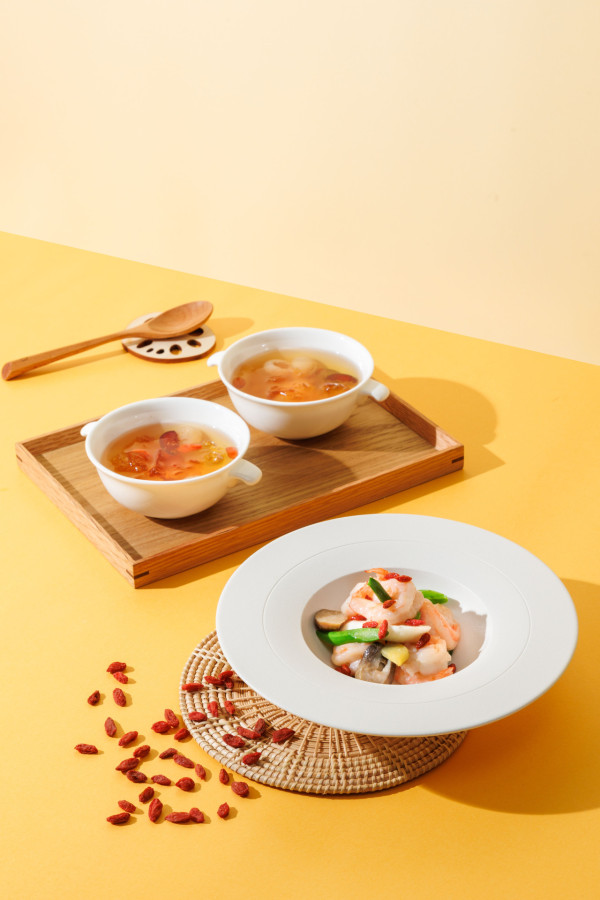 柏寧酒店自助餐2023│柏寧酒店PLAYT餐廳聯乘位元堂推出養生食療自助餐　正珍珠末／野生蟲草皇／寧夏杞子