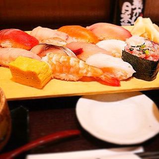 啟德美食│魚がし日本一 – 體驗日本地道立食壽司文化