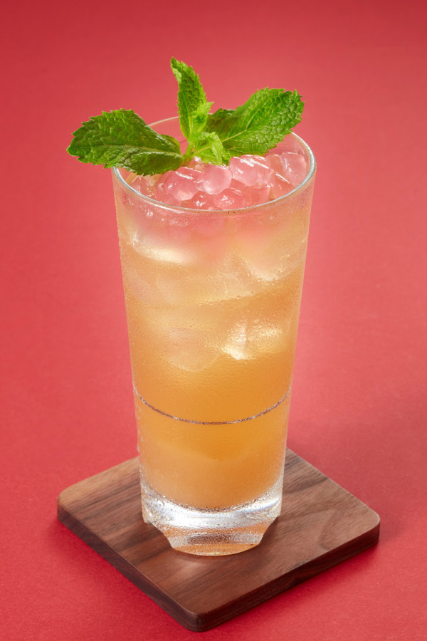 Jeffrey魏浚笙成譚仔三哥15周年代言人！　新推三哥黑蒜油味噌湯米線／麻香昆布素菜卷／櫻花蒟蒻蘋果綠茶