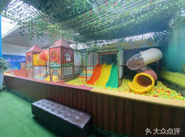 深圳4萬呎室內動物樂園 親子玩足一日！逾100種超萌小動物駐場、可零距離接觸 