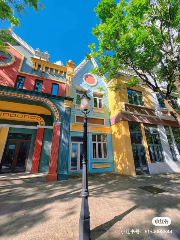 深圳好去處2024 | 深圳龍崗隱世彩色童話小鎮 「多巴胺」歐式建築、免費入場打卡！ 
